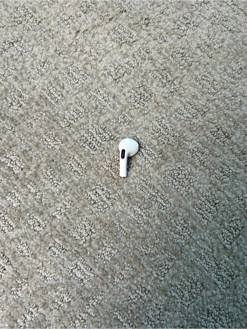 New Apple Airpods 3rd Generation RIGHT SIDE ONLY for Replacement - A2565
